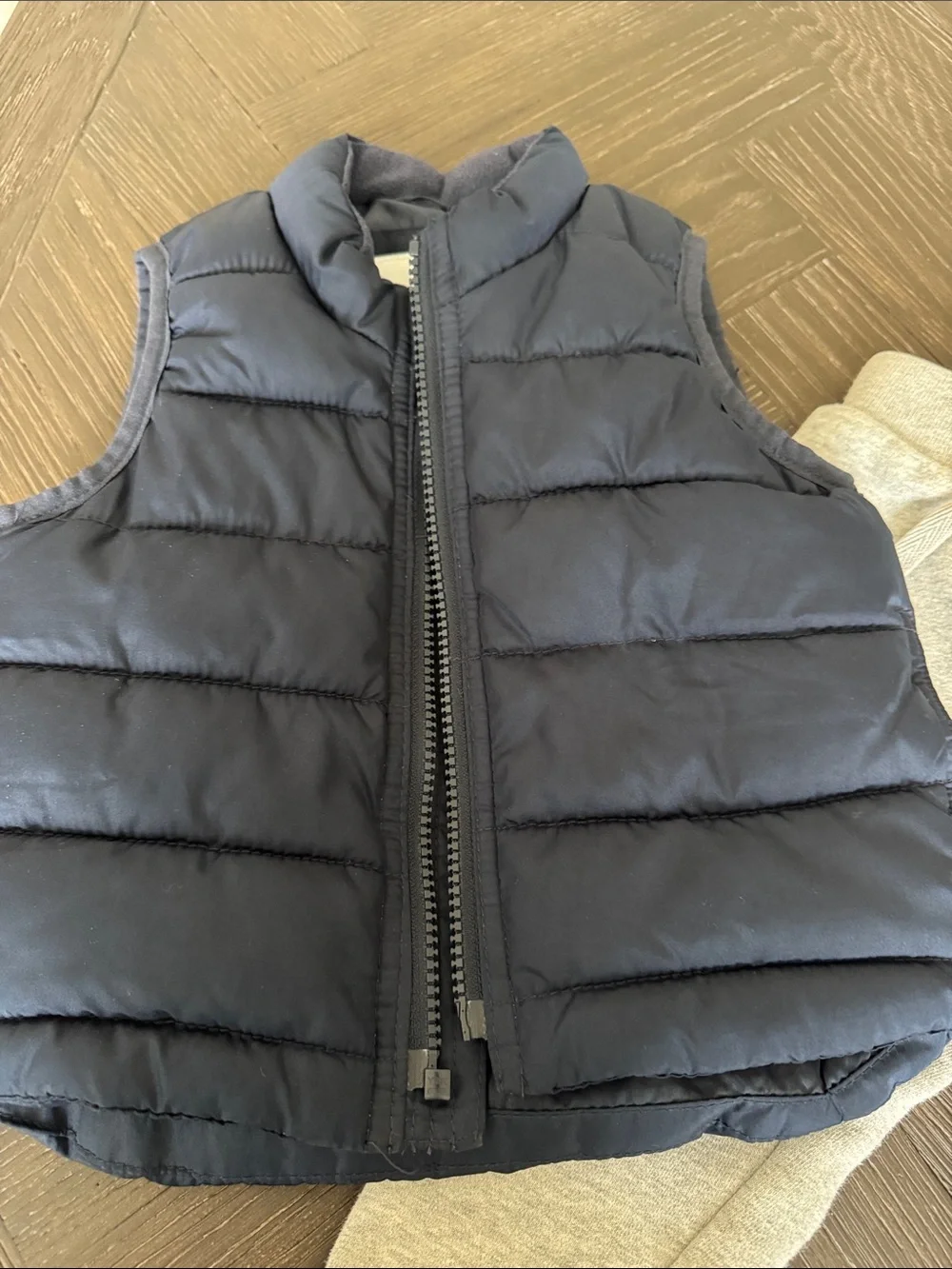 Gap Toddler Outfit 18-24M Navy Puffer Vest Gray Joggers Cozy Baby Set